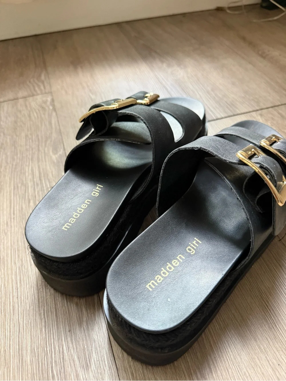 Madden Girl platform slide